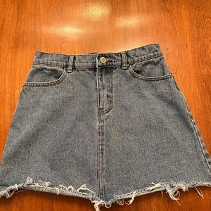 Brandy Melville John Galt Denim Skirt w/ Raw Hem In Light Wash Size Small